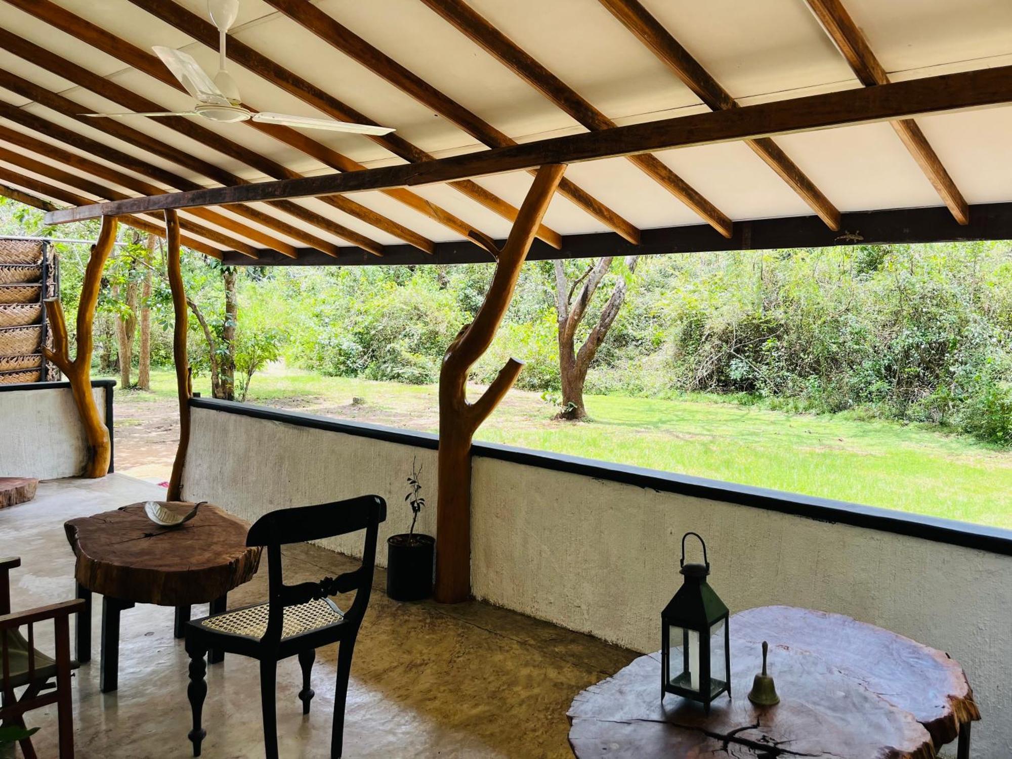 Funky Leopard Safari Lodge Bordering Yala National Park Kataragama Esterno foto